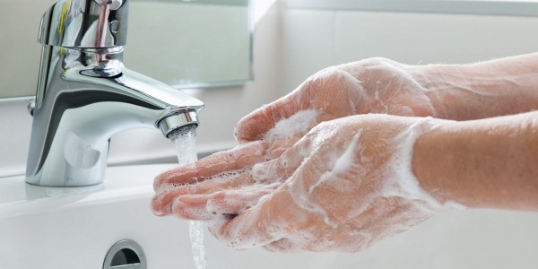 Jak prawidłowo myć ręce