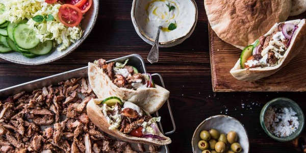 Poradnik cateringowy – jak zapakować kebab na wynos